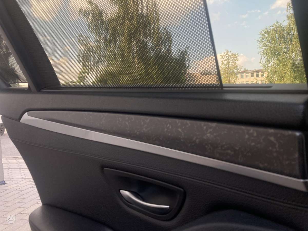 BMW 528, 2.0 l., Седан