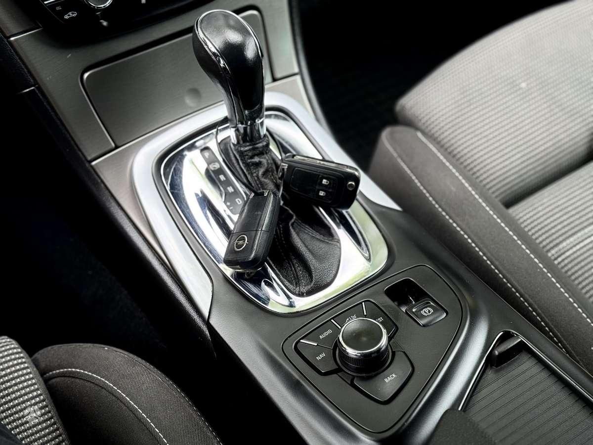 Opel Insignia, 2.0 l., Универсал