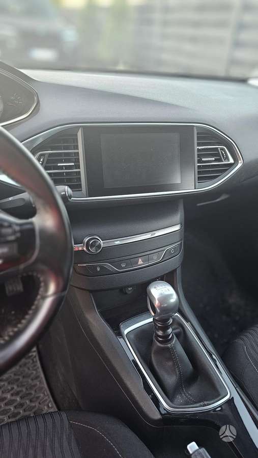 Peugeot 3008, Универсал