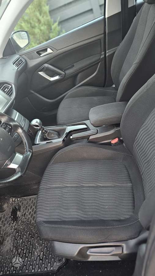 Peugeot 3008, Универсал