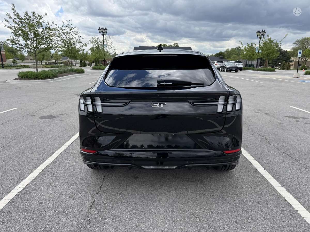 Ford Mustang Mach-E, hatchback