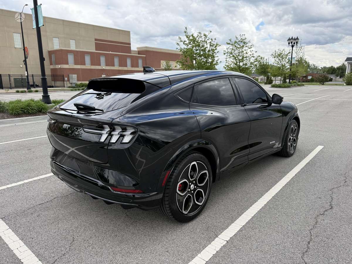 Ford Mustang Mach-E, hatchback