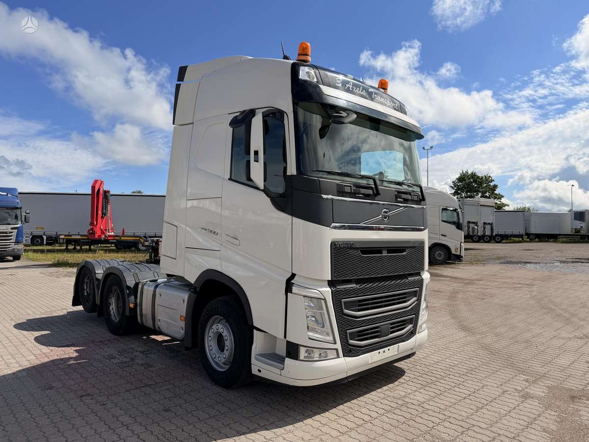 Volvo FH500, double sleeper