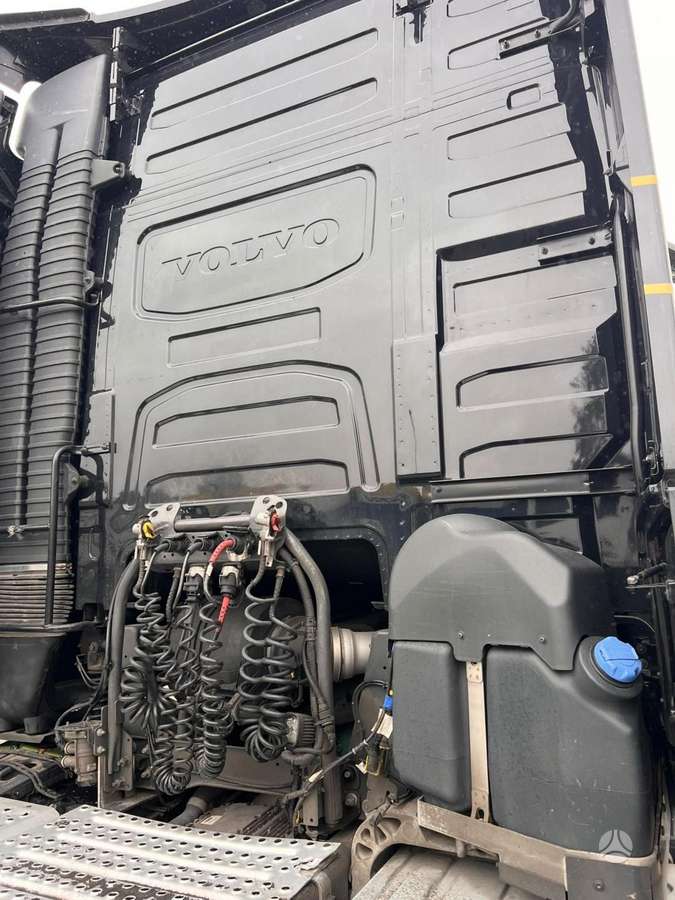 Volvo FH 460 I-SAVE RETARDER, double sleeper