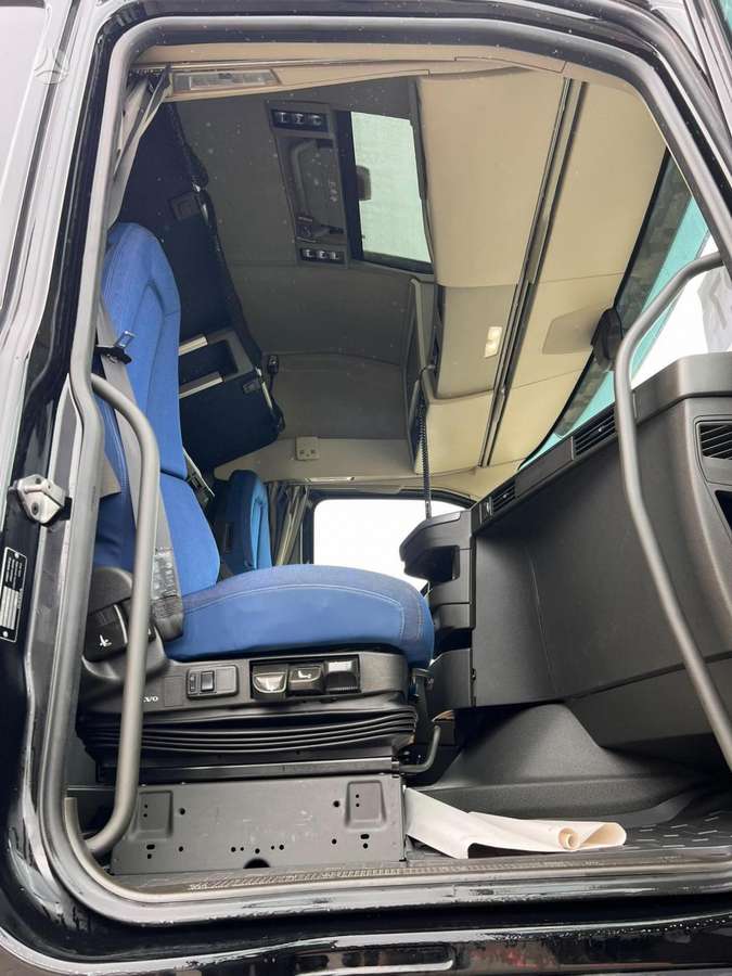Volvo FH 460 I-SAVE RETARDER, double sleeper