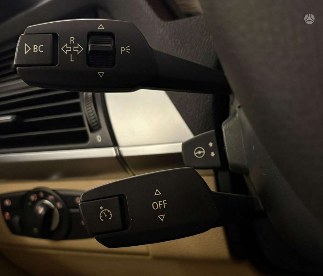 BMW X5, 3.0 l., off-road / crossover