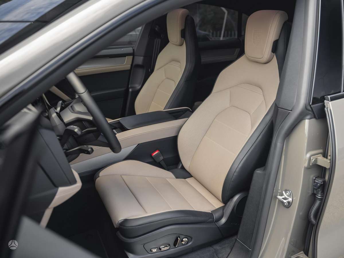 Porsche Cayenne Coupe, off-road / crossover