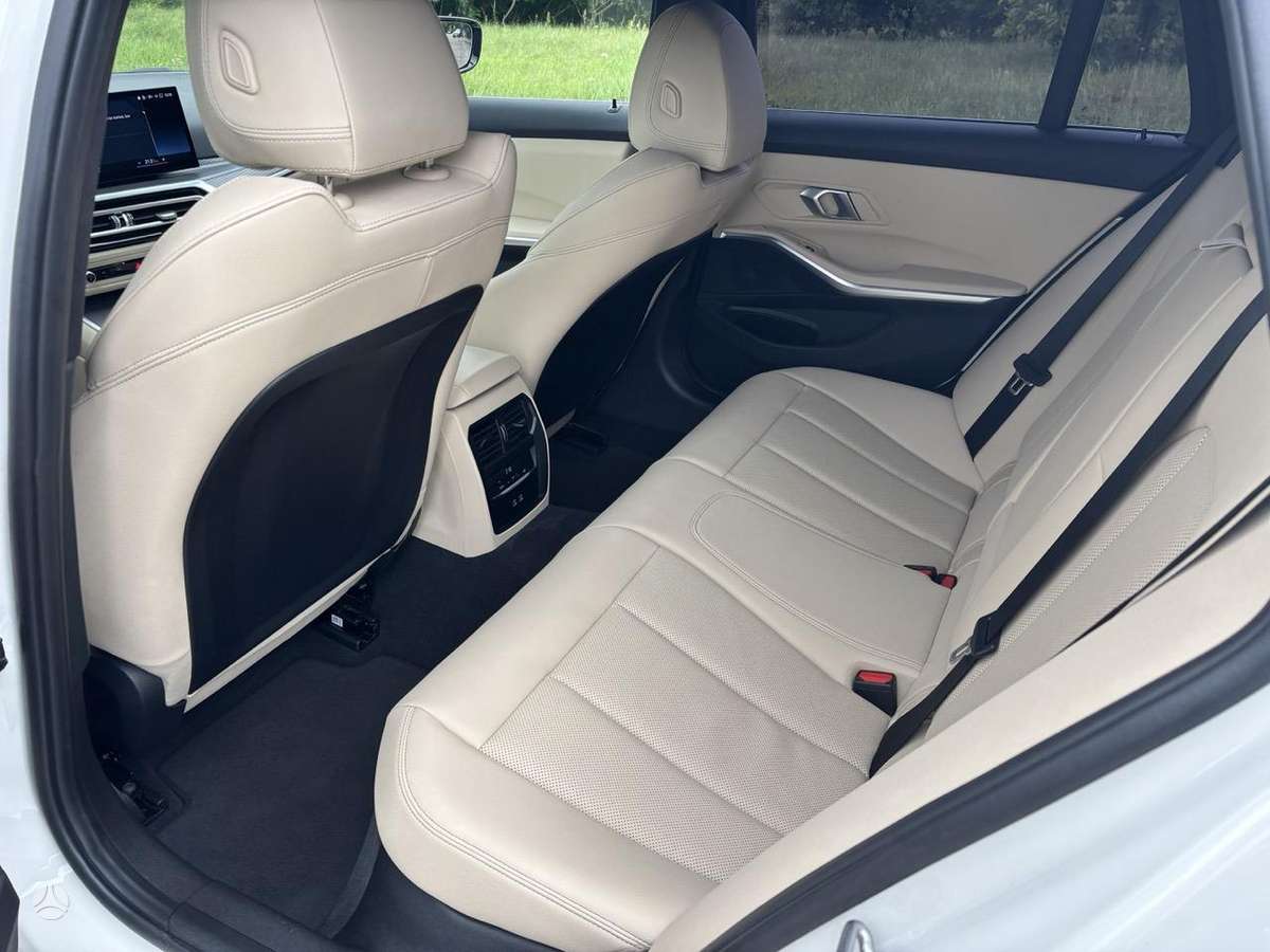 BMW 320, 2.0 l., Универсал