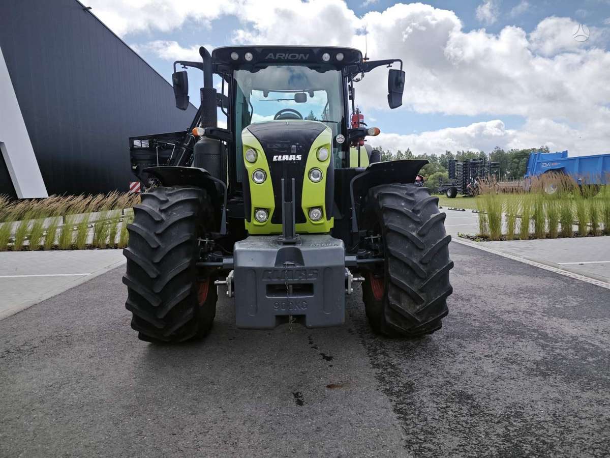 Claas Arion 650, traktori