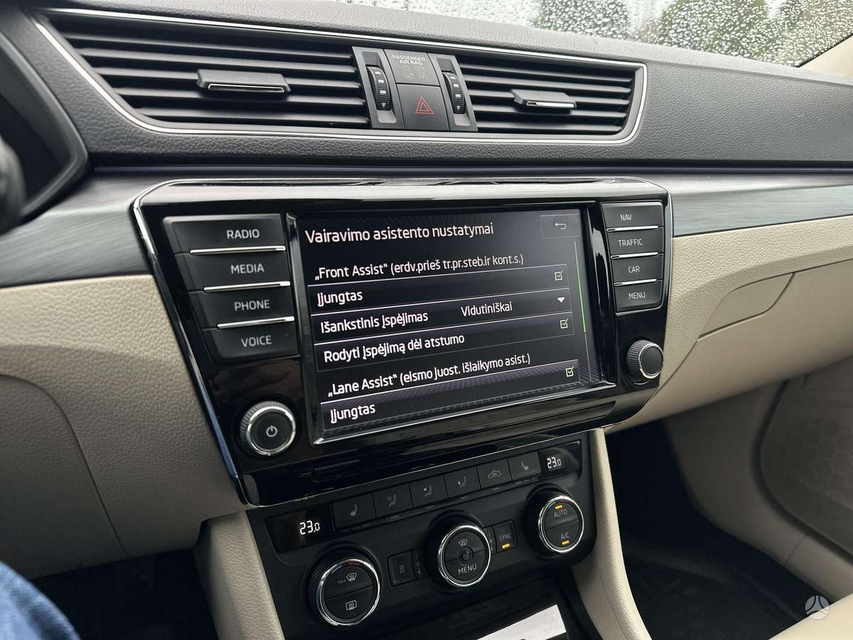 Skoda Superb, 2.0 l., Универсал