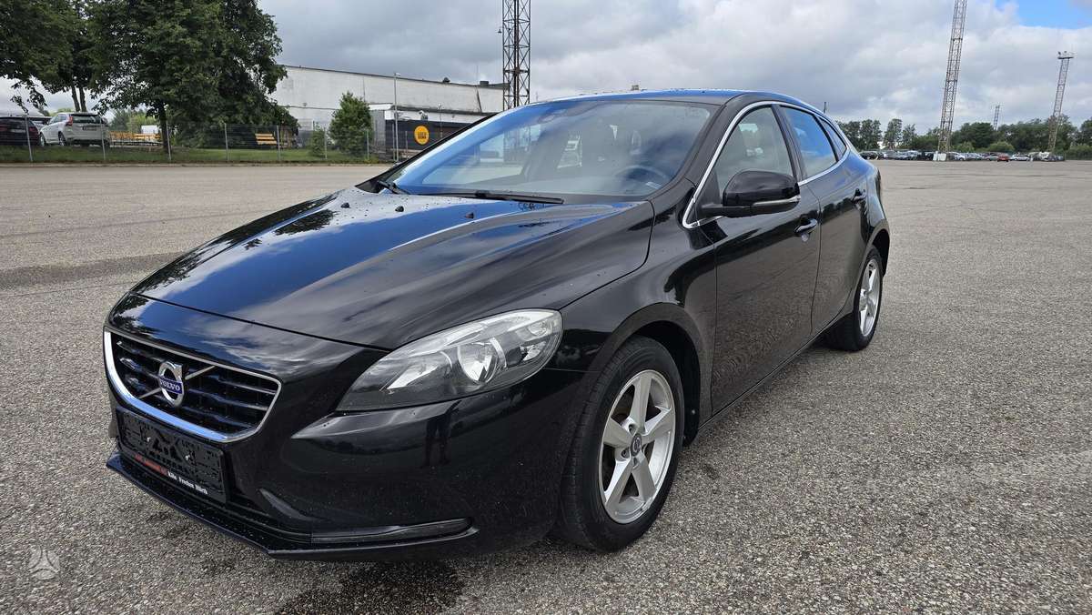 Volvo V40, 2.0 l., Хэтчбек