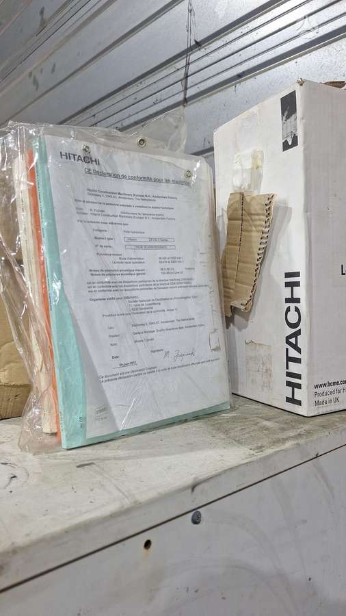 Hitachi ZX130LCN-3, экскаваторы