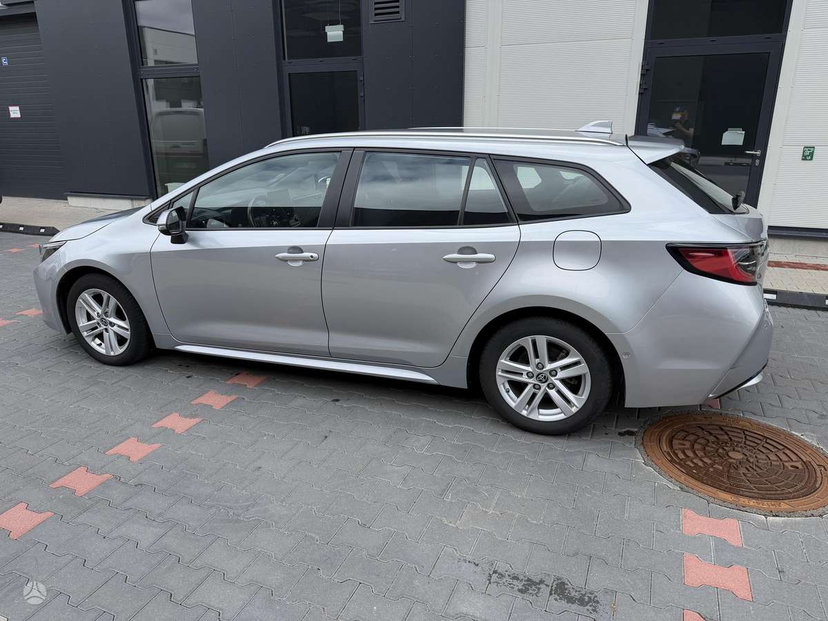 Toyota Corolla - 4