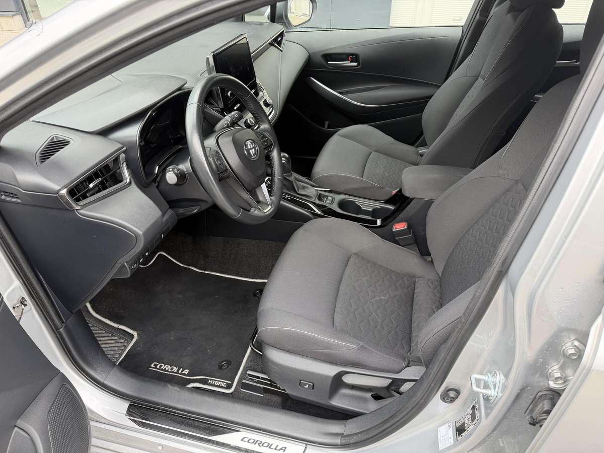 Toyota Corolla - 5
