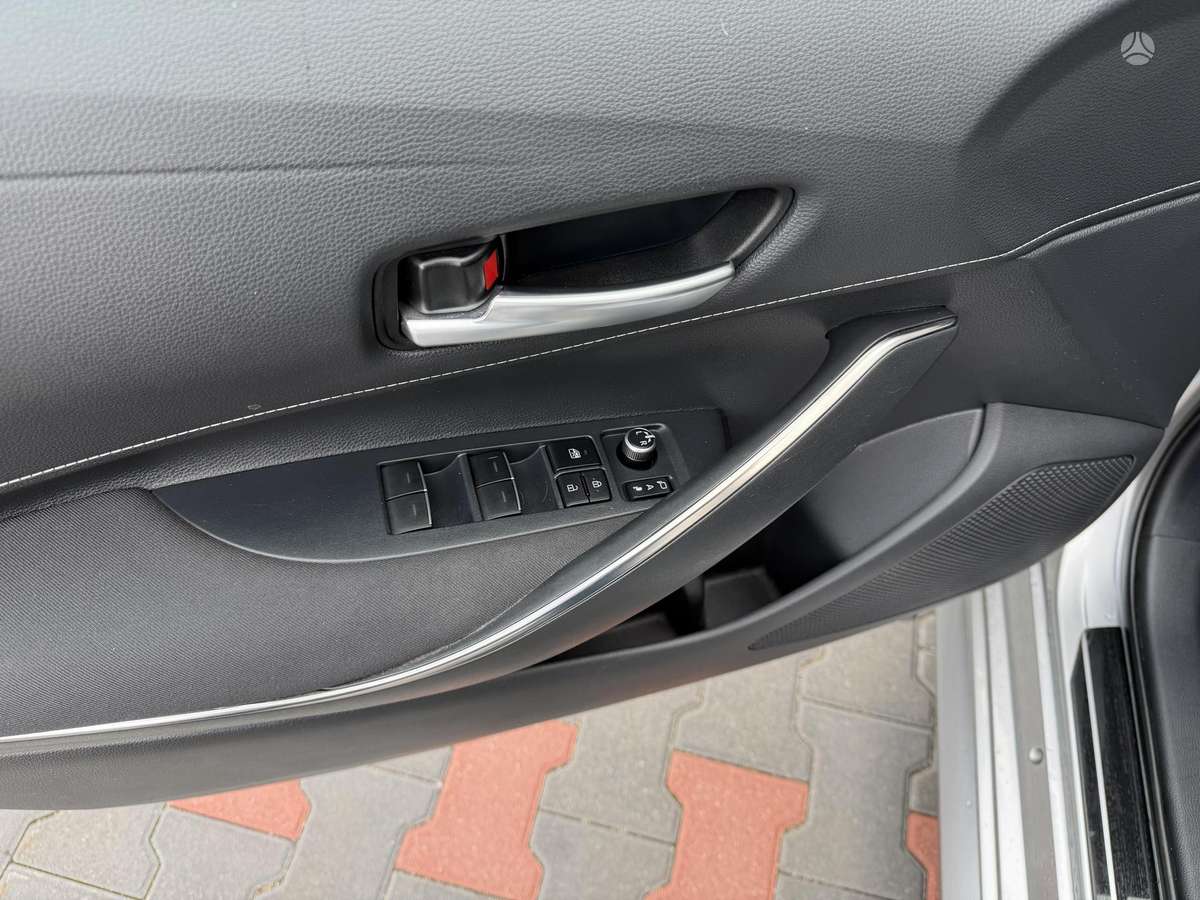 Toyota Corolla - 6