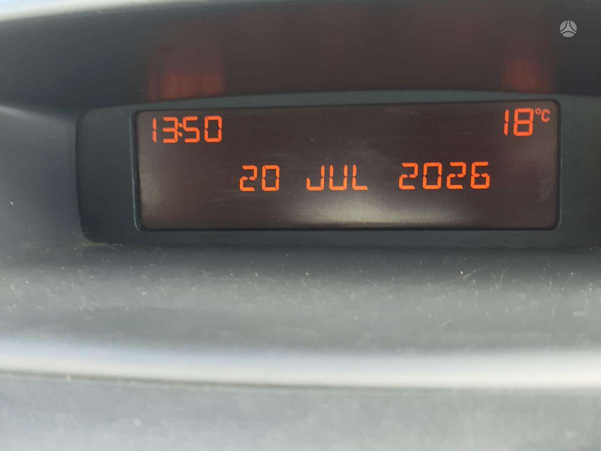 Citroen C2, 1.1 l., Седан