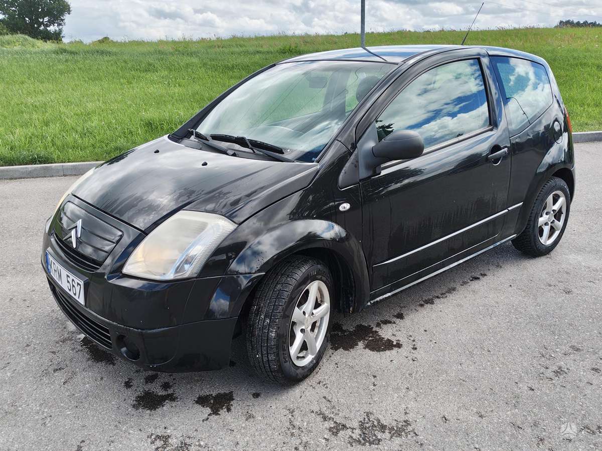 Citroen C2, 1.1 l., Седан
