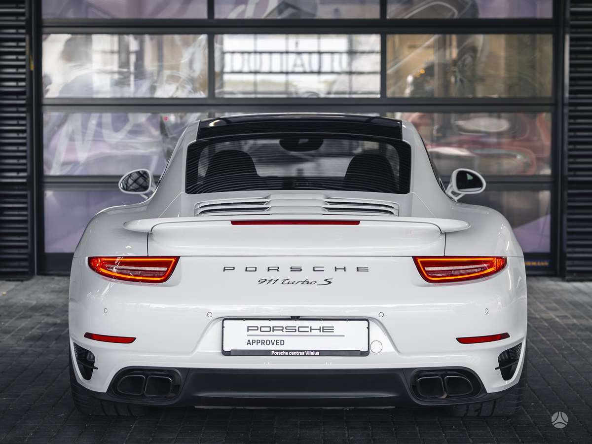 Porsche 911 - 4