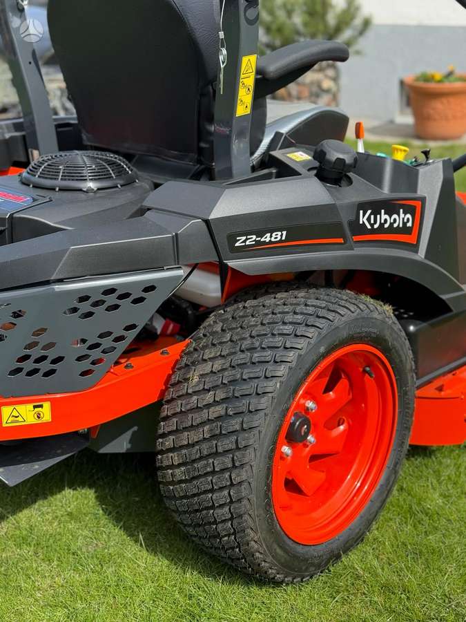 Kubota Z2-481, žoliapjovės