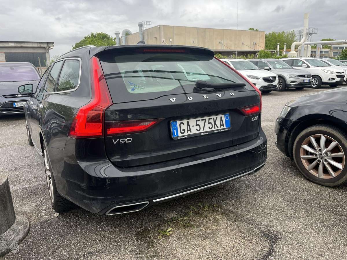 Volvo V90, 2.0 l., Универсал