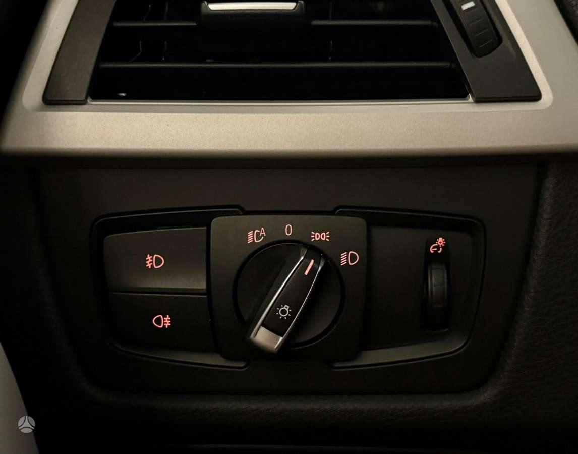 BMW 320, 2.0 l., wagon
