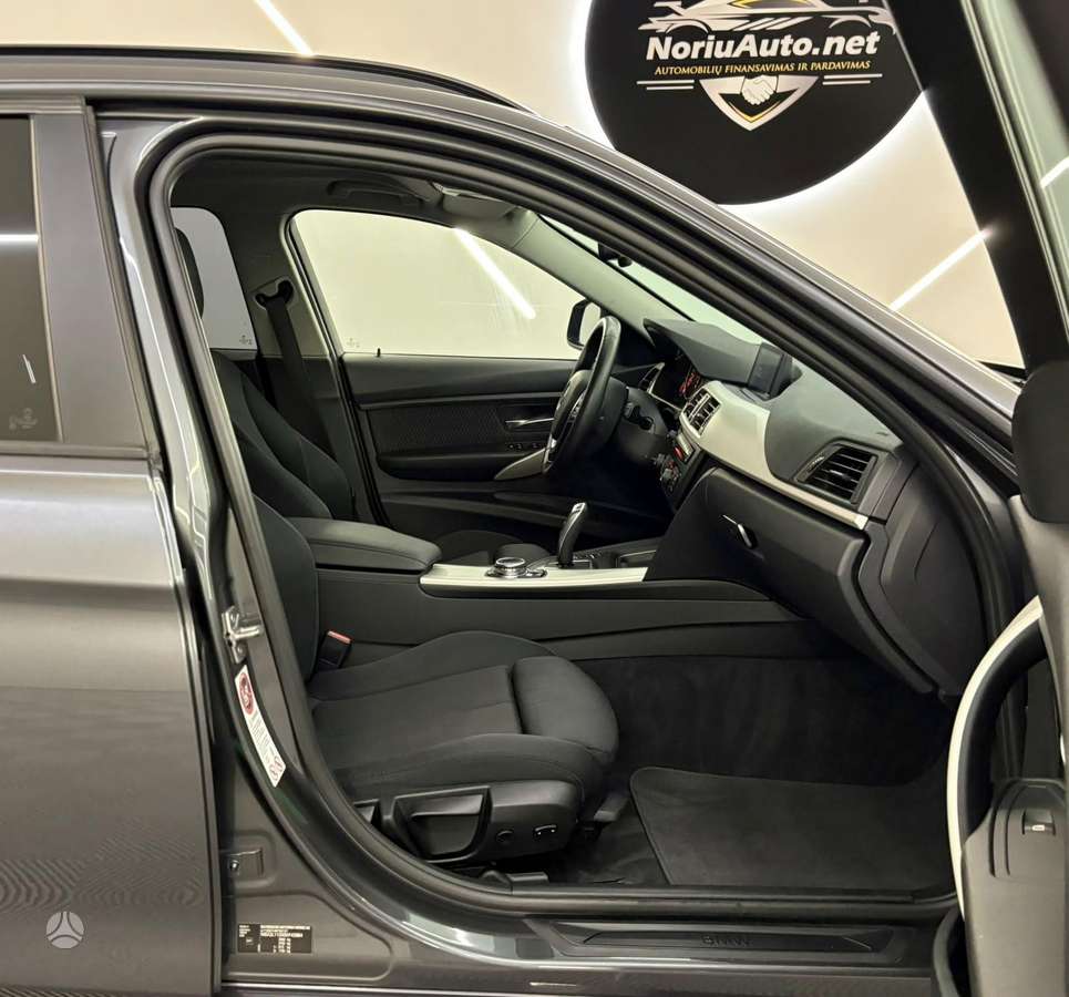 BMW 320, 2.0 l., wagon