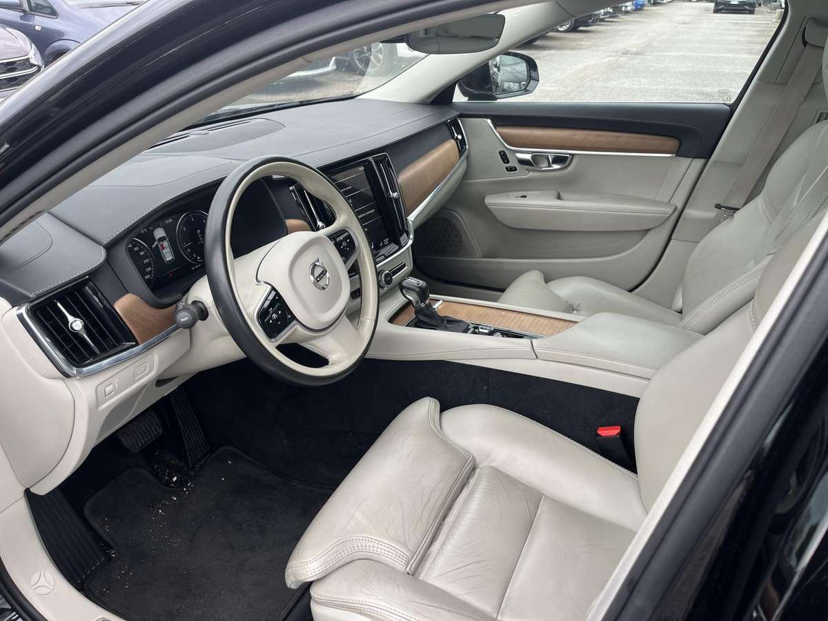 Volvo V90, 2.0 l., Универсал