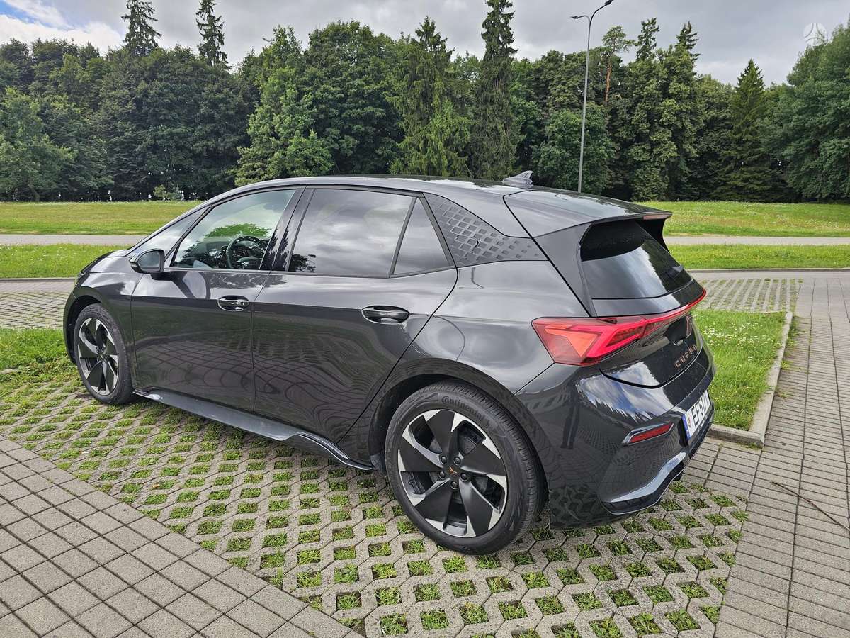 Cupra Born, 82 kWh, hatchback