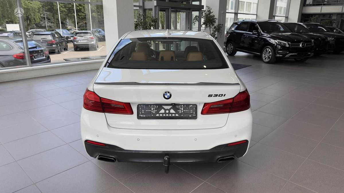 BMW 530, 2.0 l., Седан