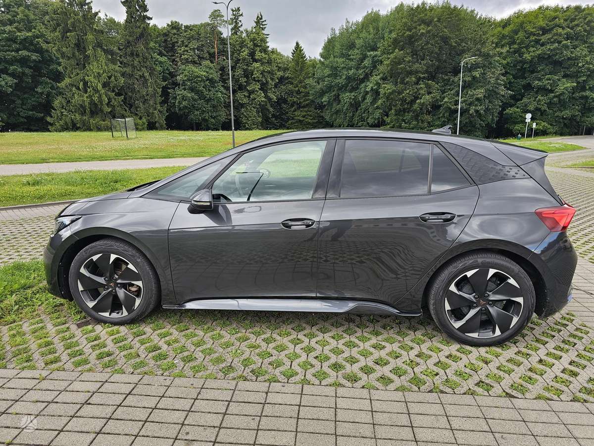 Cupra Born, 82 kWh, hatchback