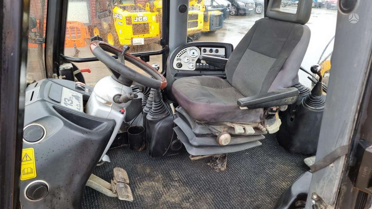 JCB 3 CX, excavator loader