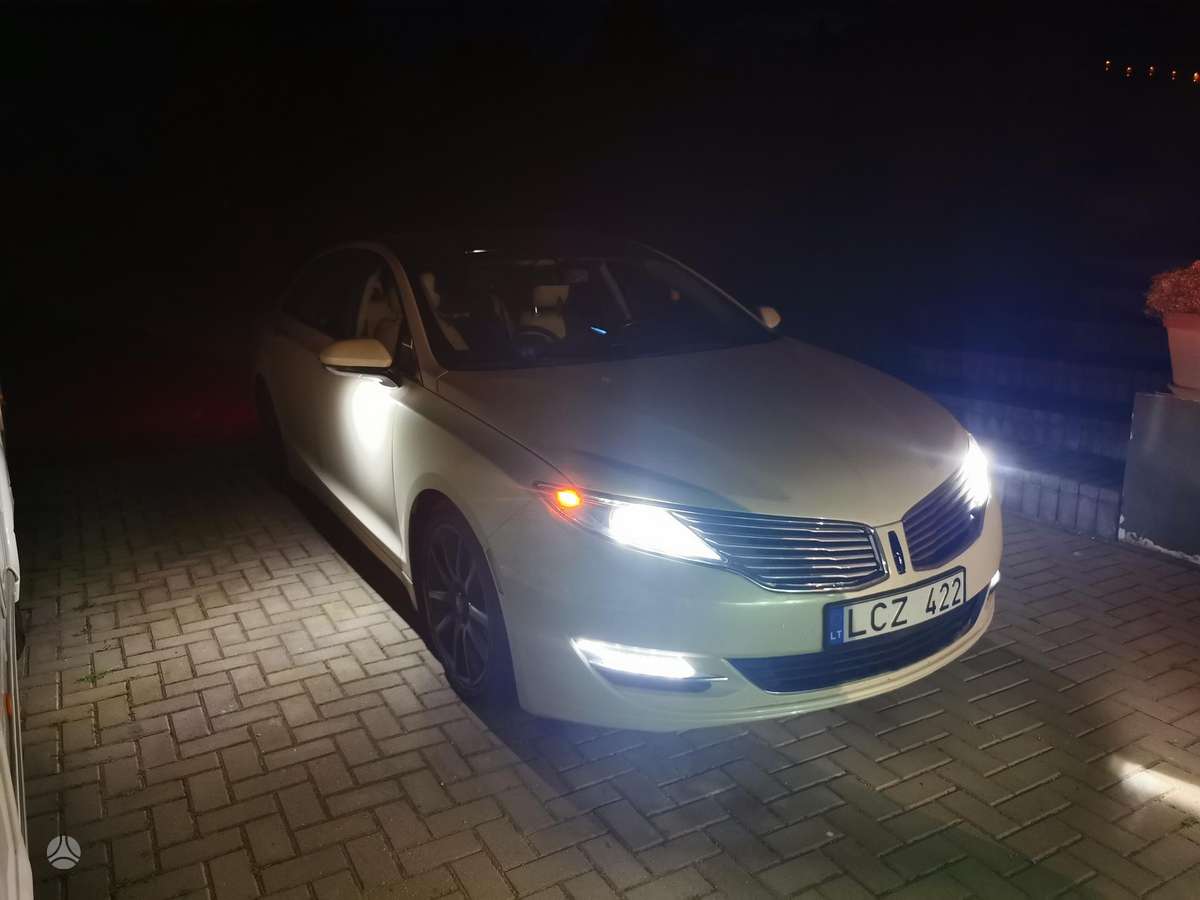 Lincoln MKZ, 2.0 l., Седан