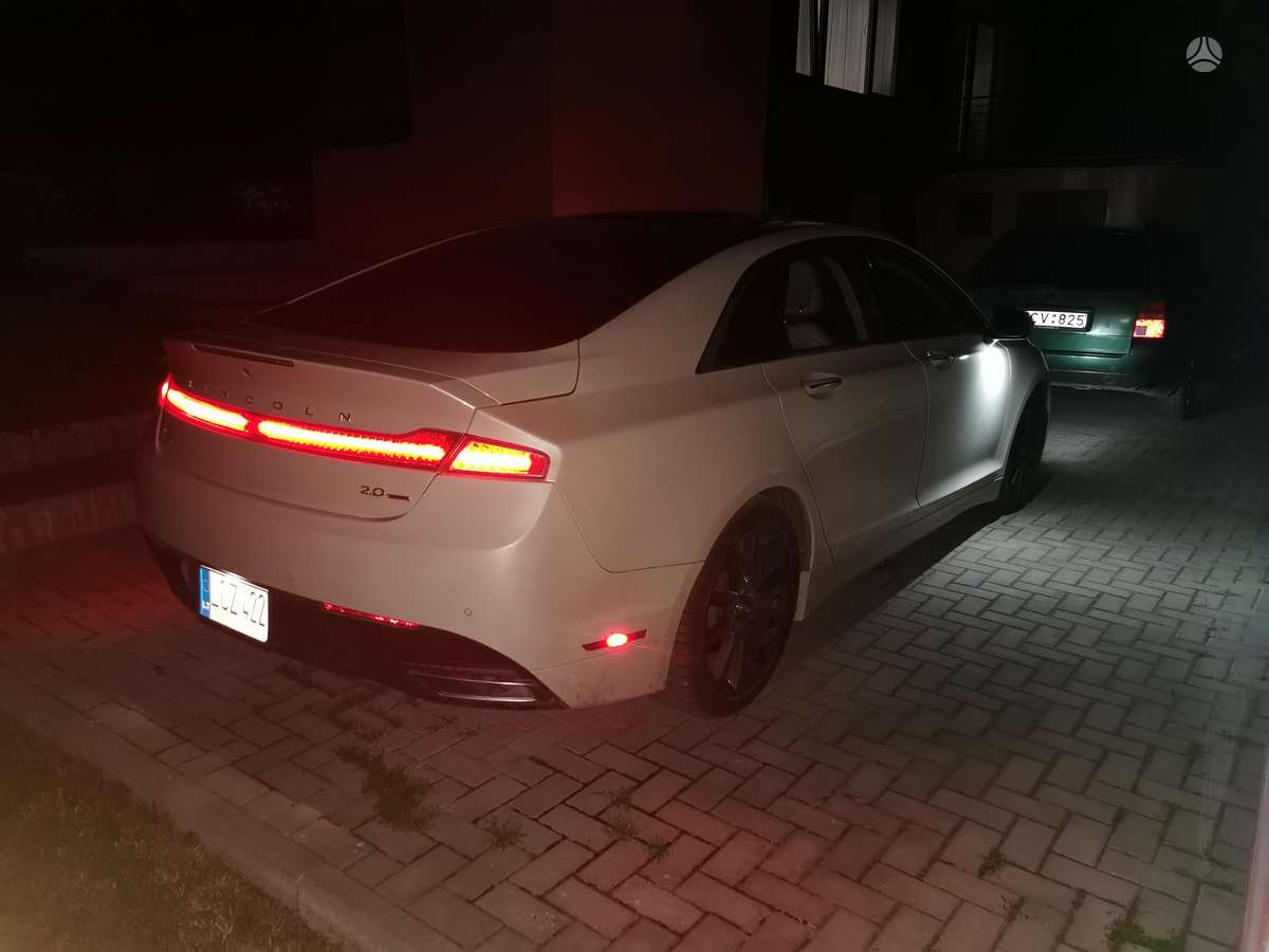 Lincoln MKZ, 2.0 l., Седан