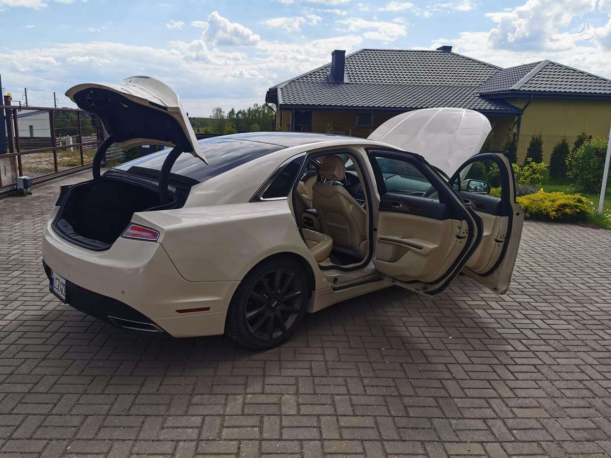 Lincoln MKZ, 2.0 l., Седан