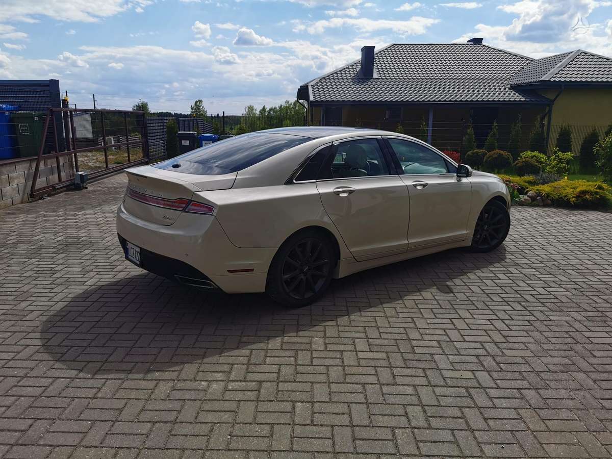 Lincoln MKZ, 2.0 l., Седан