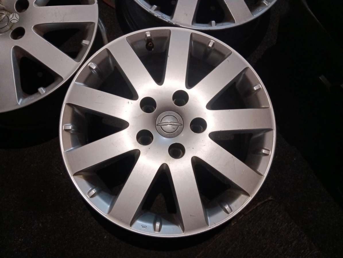 Chrysler, tērauda apzīmogoti, R17