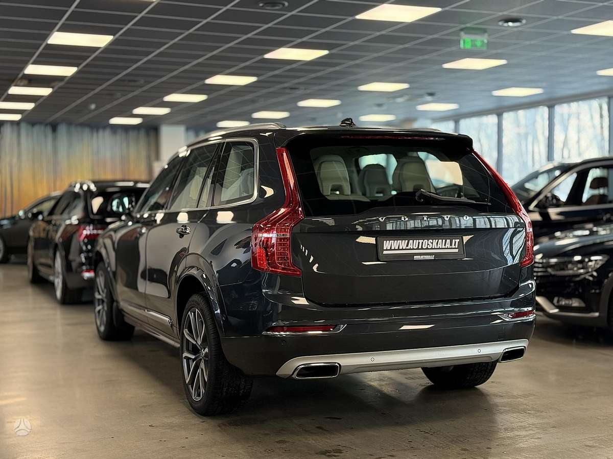 Volvo XC90 - 5