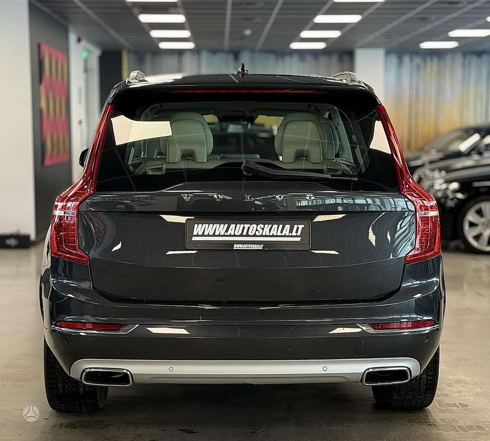 Volvo XC90 - 6