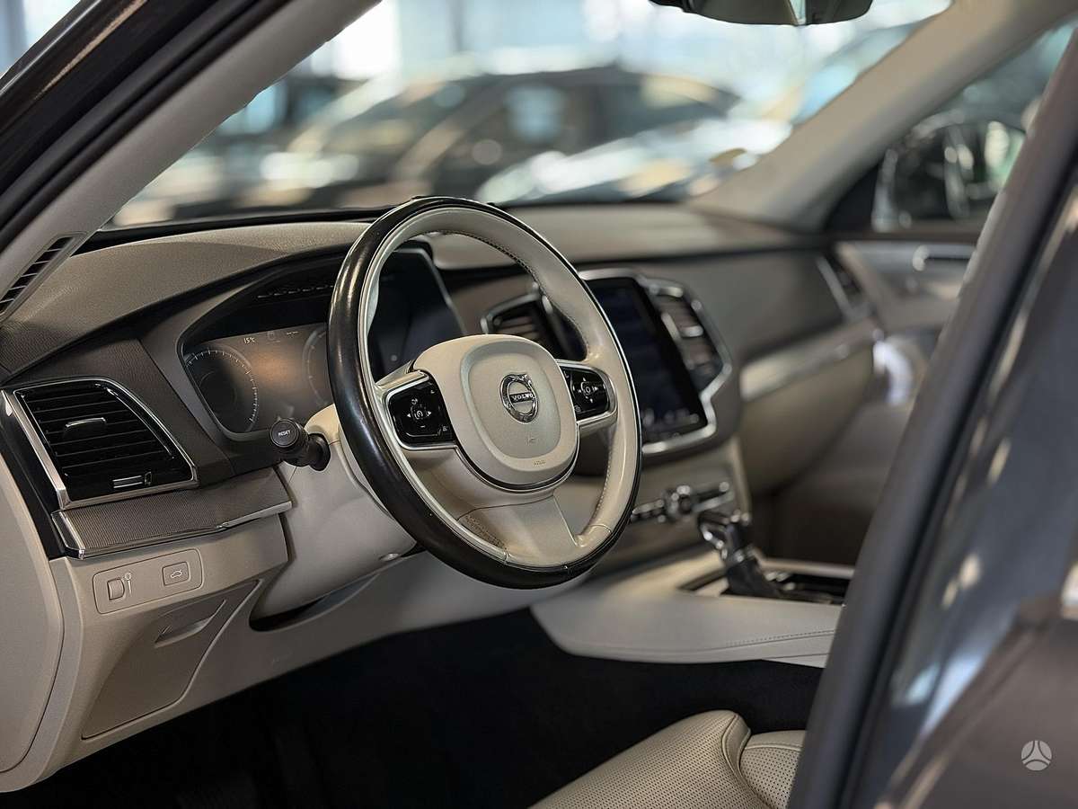 Volvo XC90, 2.0 l., Внедорожник / Кроссовер
