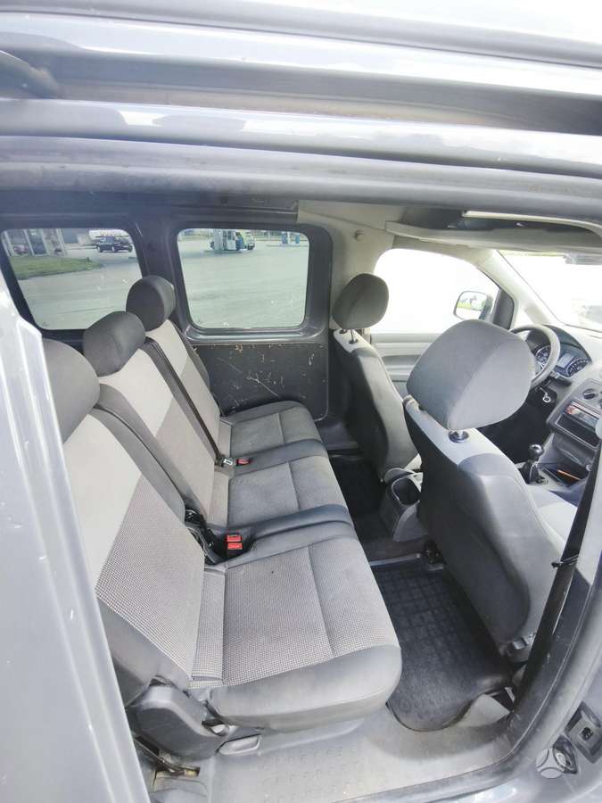 Volkswagen Caddy - 10