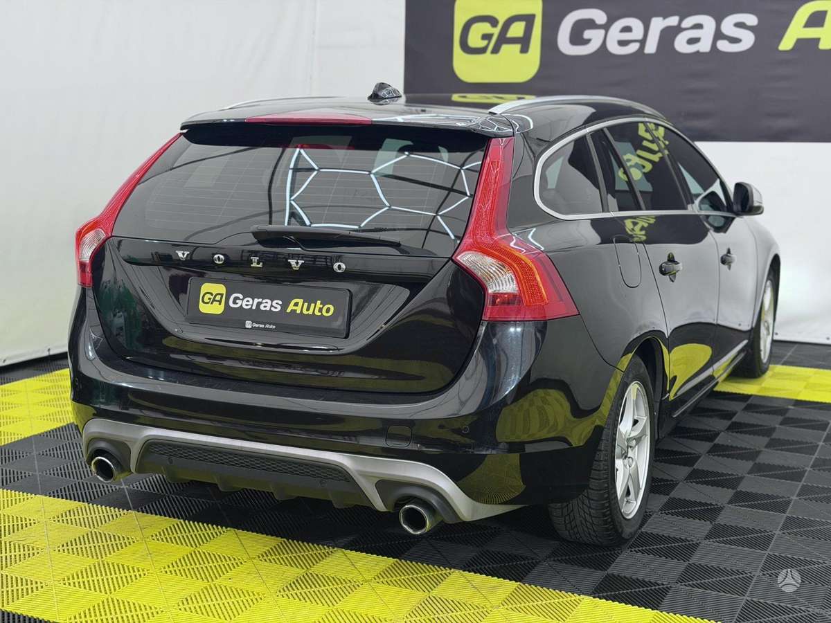 Volvo V60, 2.0 l., Универсал