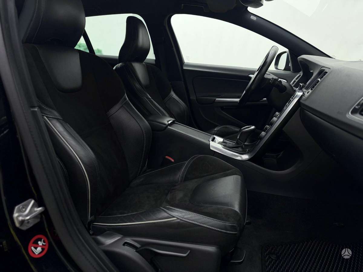 Volvo V60, 2.0 l., Универсал