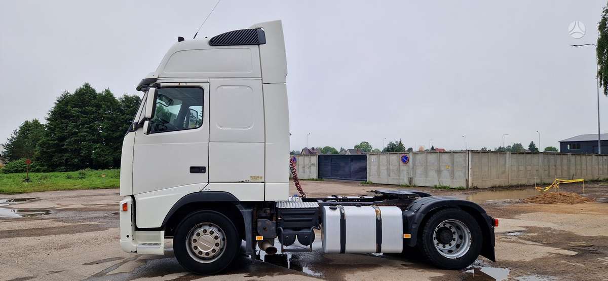 Volvo FH 13 480 XL, double sleeper
