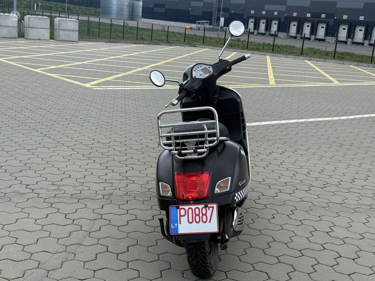 Piaggio Vespa 244cc, мотороллеры / мопеды