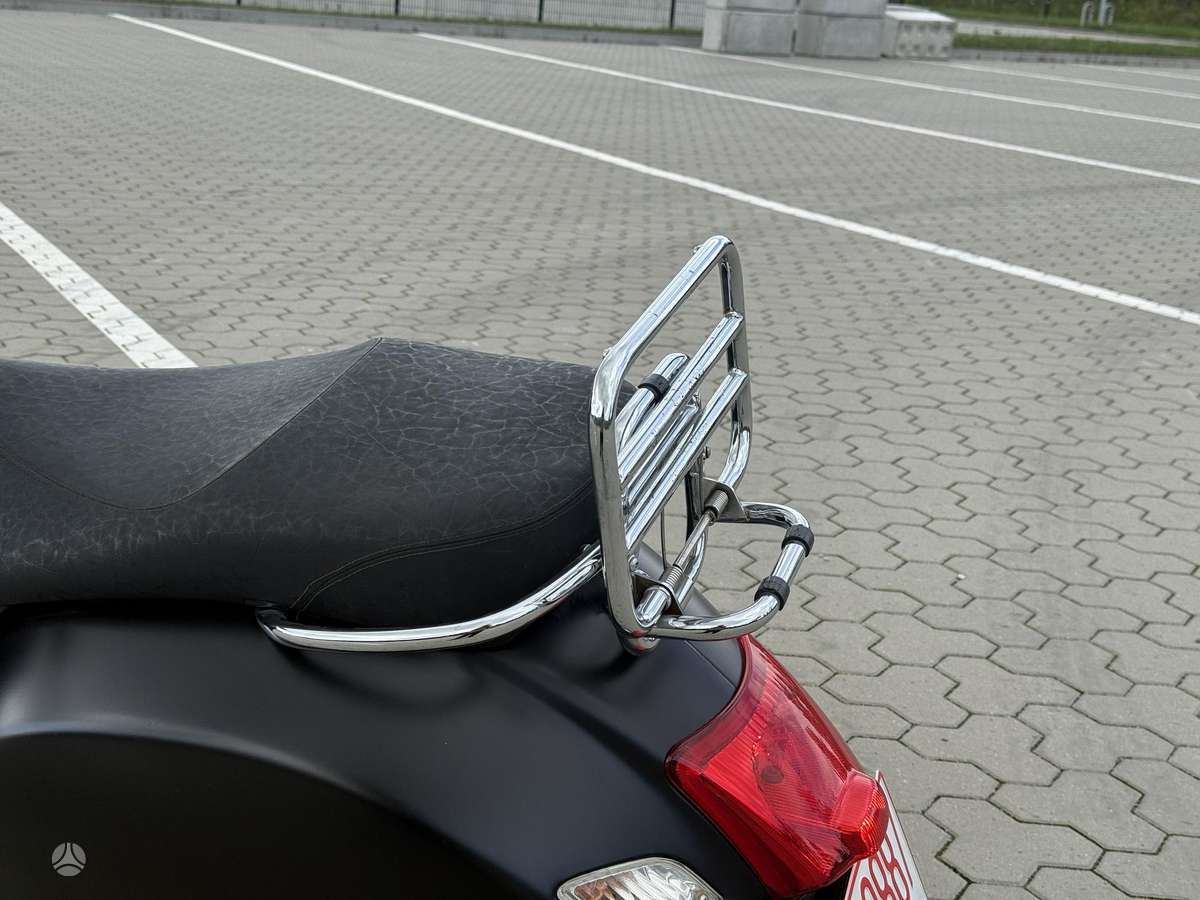 Piaggio Vespa 244cc, мотороллеры / мопеды