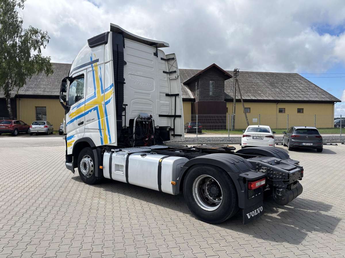 Volvo FH 460, double sleeper