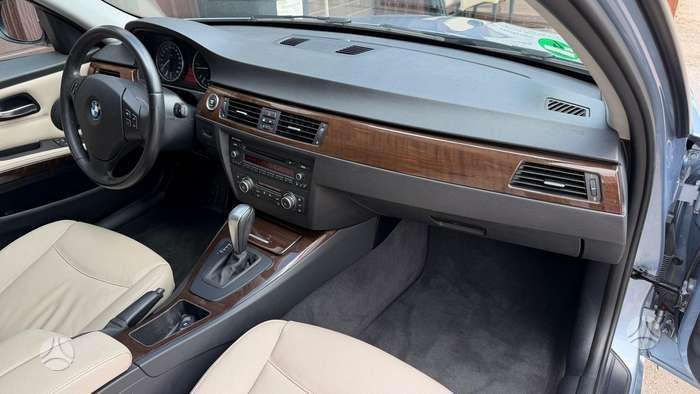 BMW 320, 2.0 l., Седан