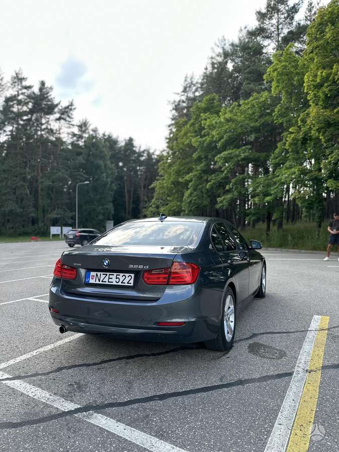 BMW 328, 2.0 l., Седан