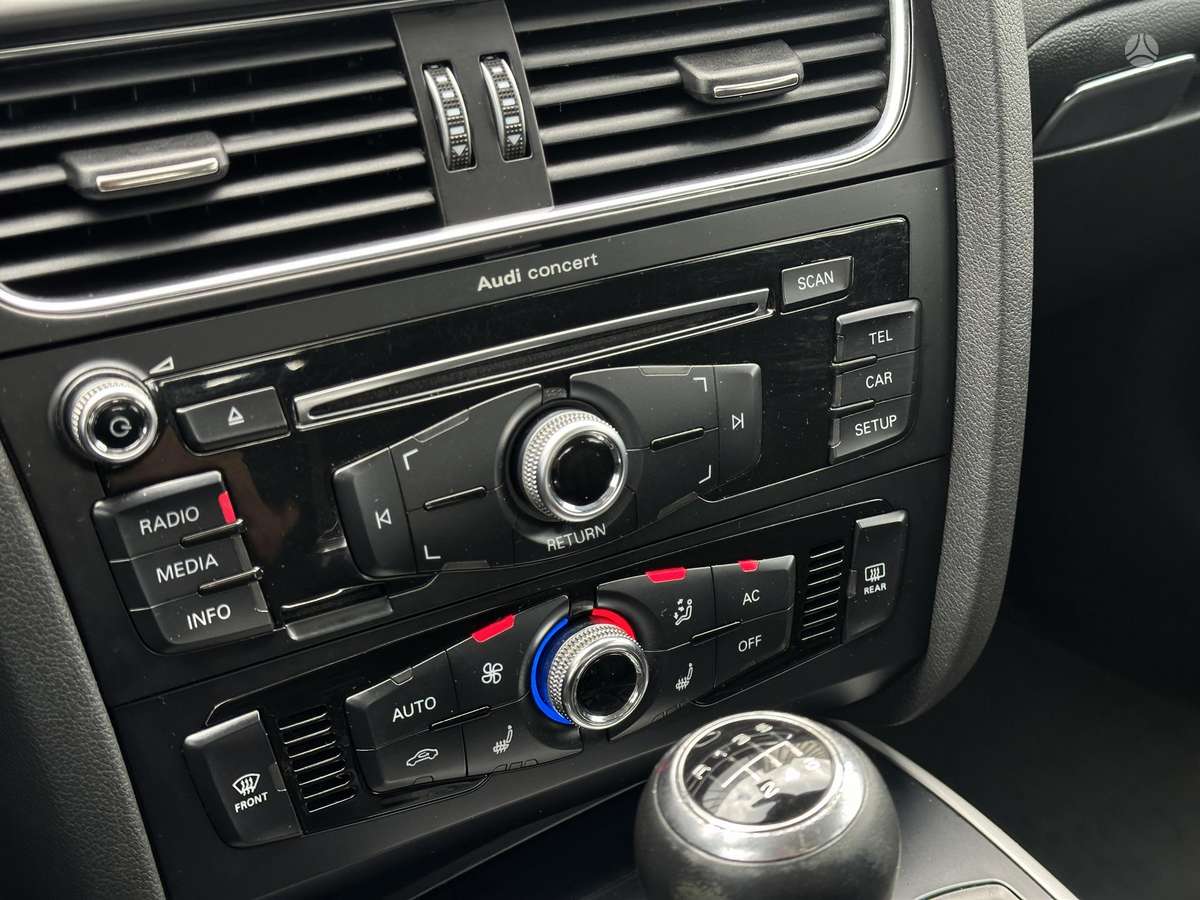 Audi A4, 2.0 l., sedanas