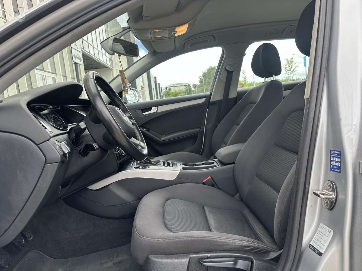 Audi A4, 2.0 l., sedanas